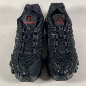 Women’s Nike air Shox TL black